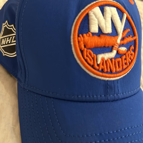 NY islanders hat - Picture 2 of 5
